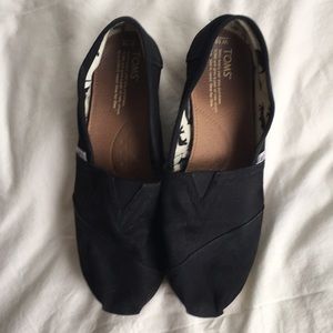 Black Toms